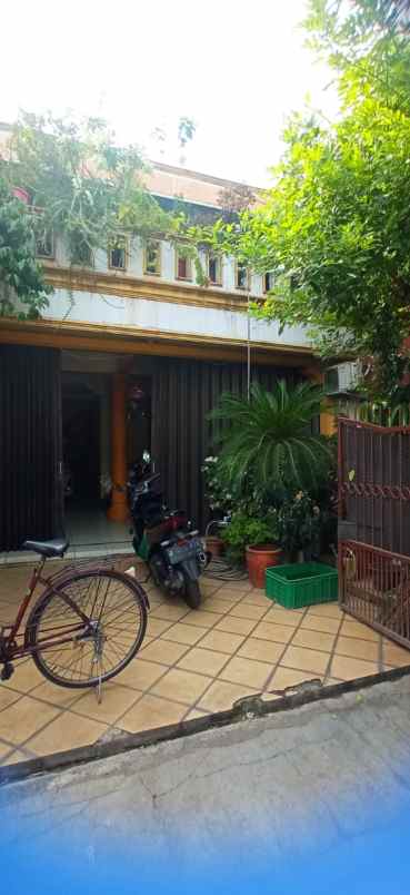 rumah dijual bu di komplek pondok bambu jakarta timur