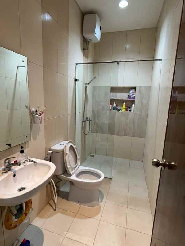 rumah dijual cepat cluster shinano jakarta garden city