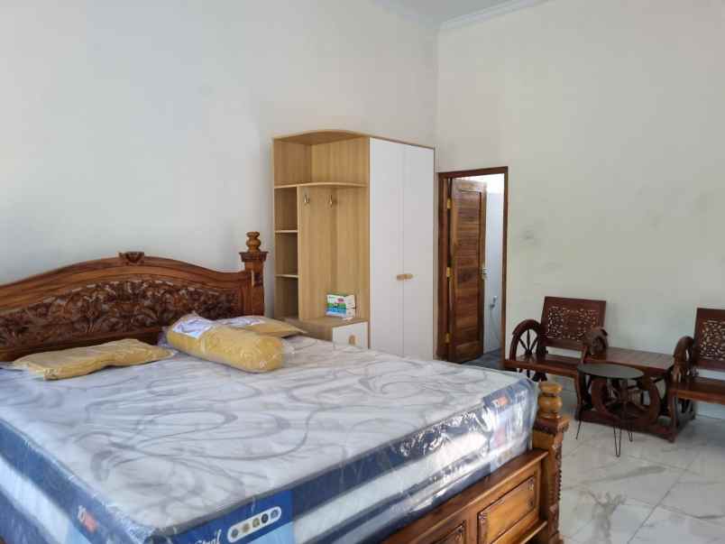 rumah etnik jawa paling laris dekat candi borobudur