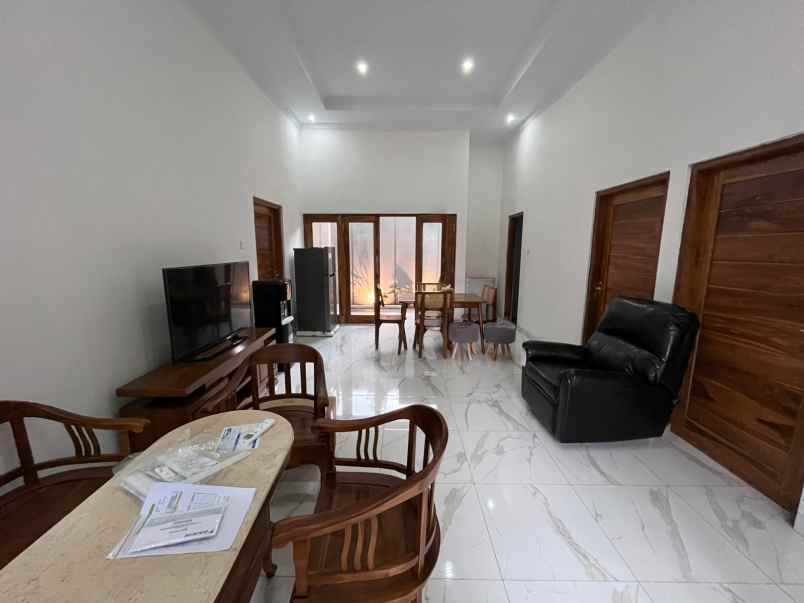 rumah etnik jawa paling laris dekat candi borobudur