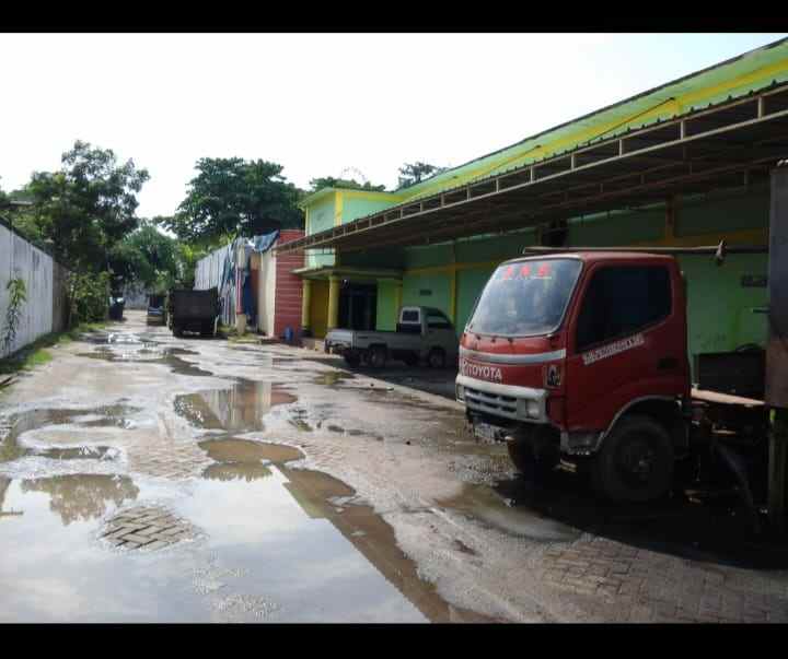 rumah exs showroom karaoke gudang mess