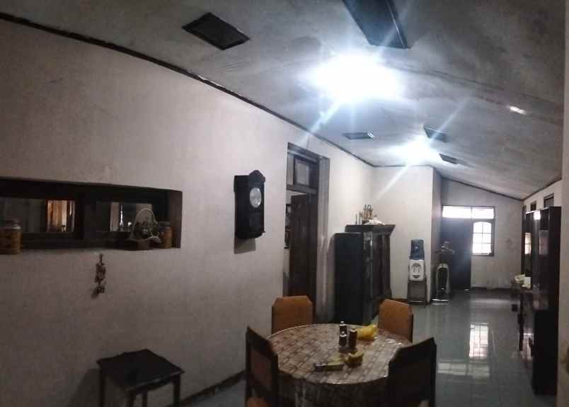 rumah heritage lokasi strategis tengah kota garut