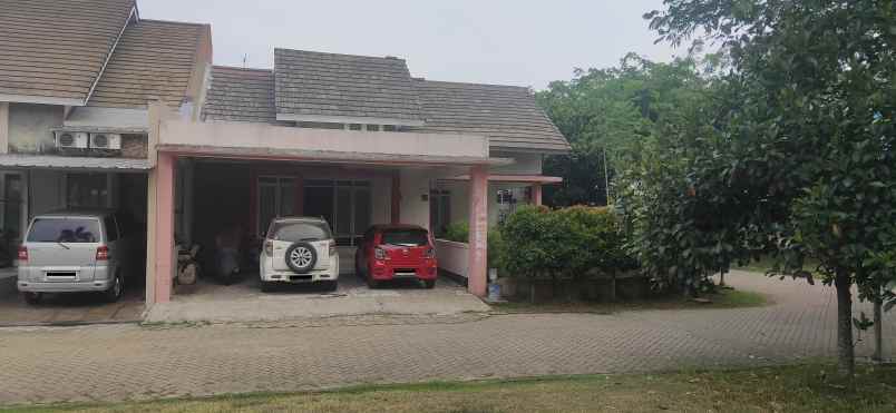 rumah hook sudut metland transyogi