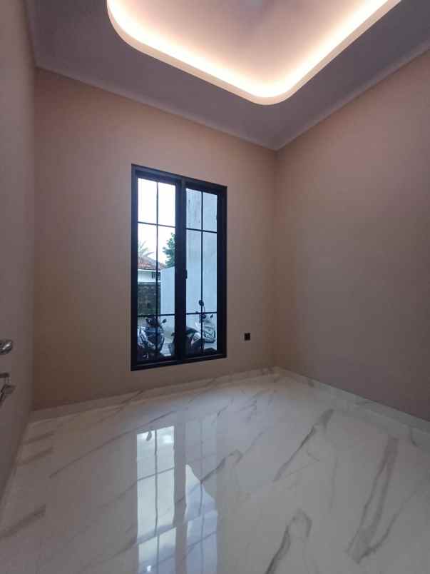 rumah jagakarsa nego smapai jadi