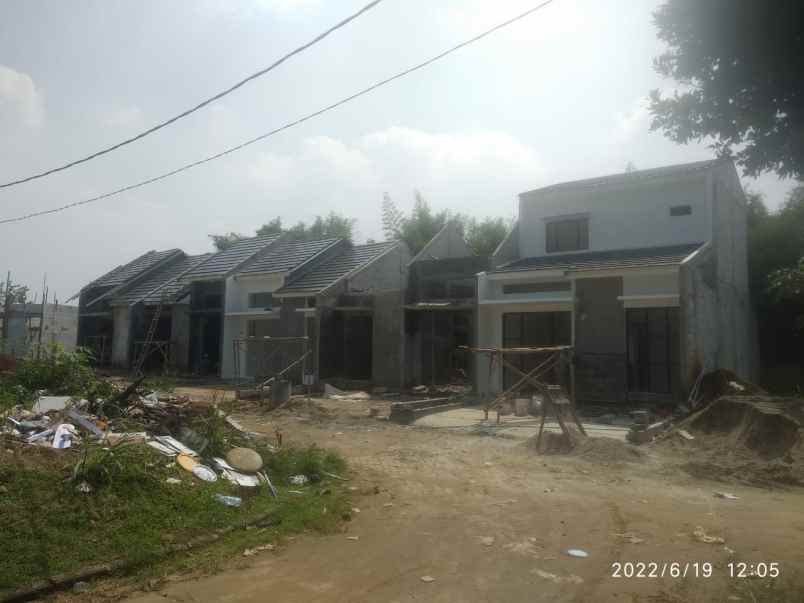 rumah jl bukit permata vii no 7