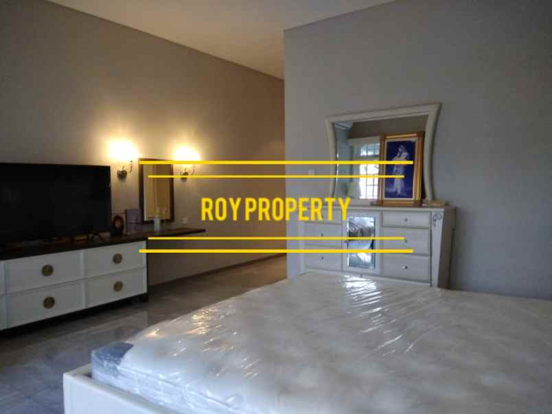 rumah jl gaharu 1 cipete