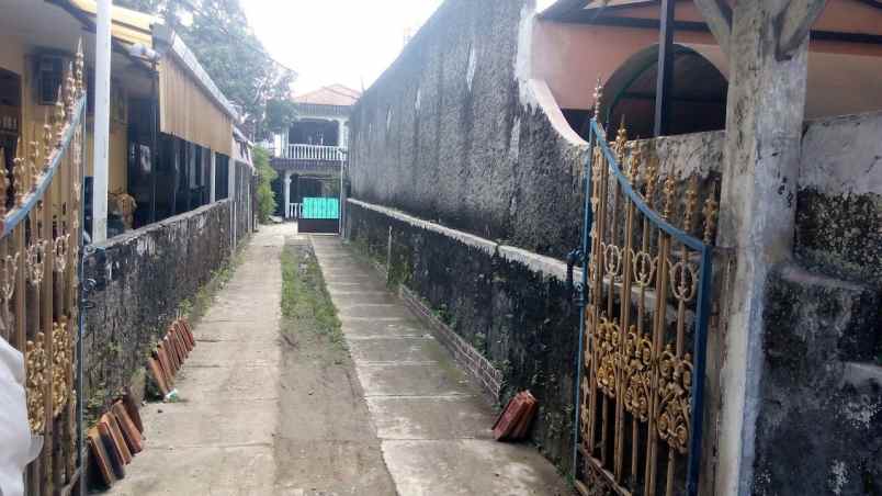 rumah jl h asmawi beji depok