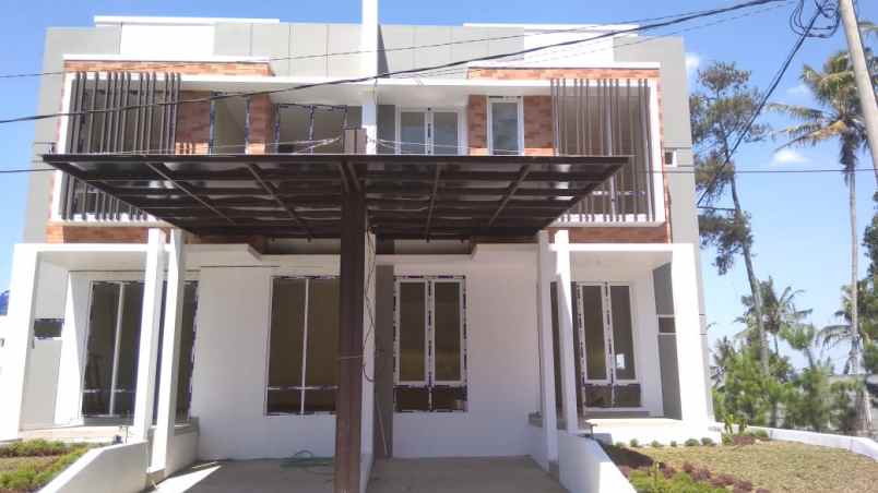 rumah jl kolonel masturi