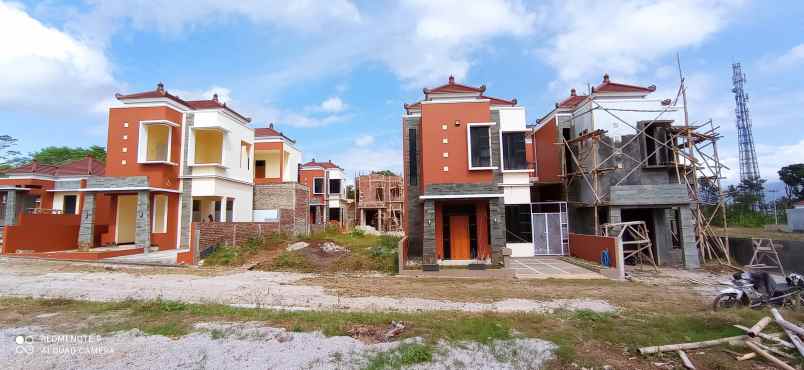 rumah jl raya karangpawitan