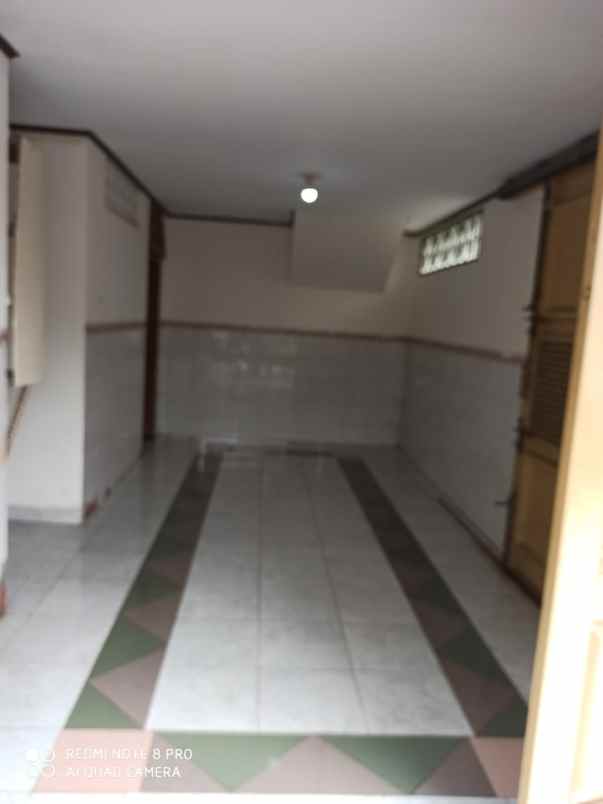 rumah jl resinda raya