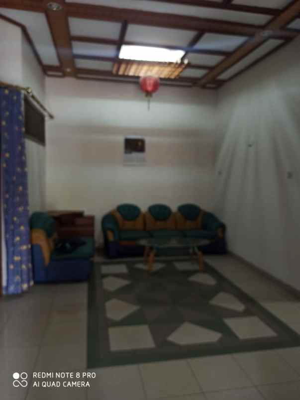 rumah jl resinda raya