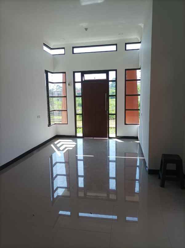 rumah jln ahmad yani timur kp