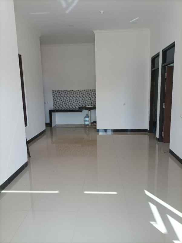 rumah jln ahmad yani timur kp