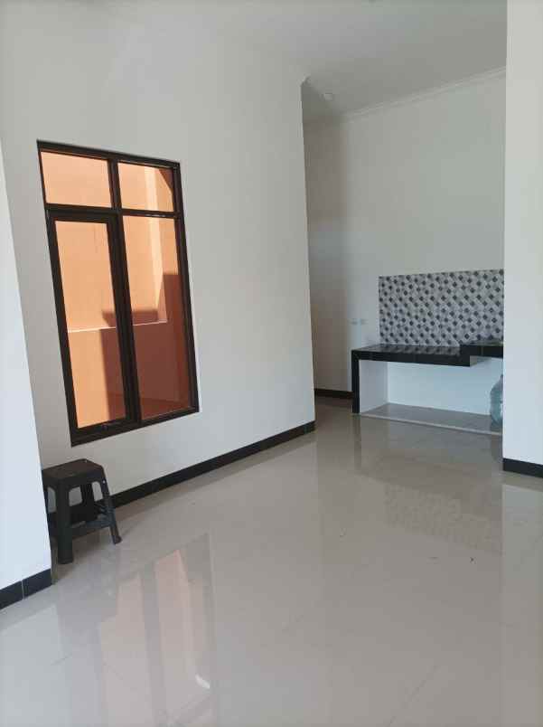 rumah jln ahmad yani timur kp