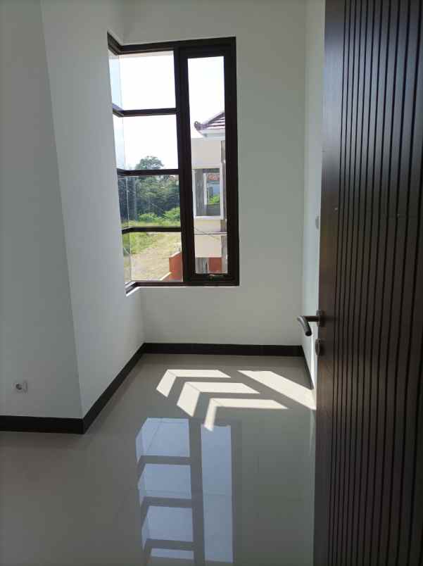 rumah jln ahmad yani timur kp