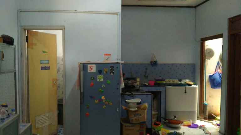 rumah jln permata harjamukti