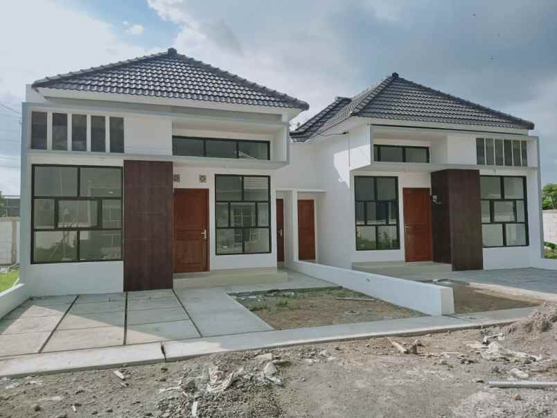 rumah klaten kota siap balik nama hanya 300 juta an