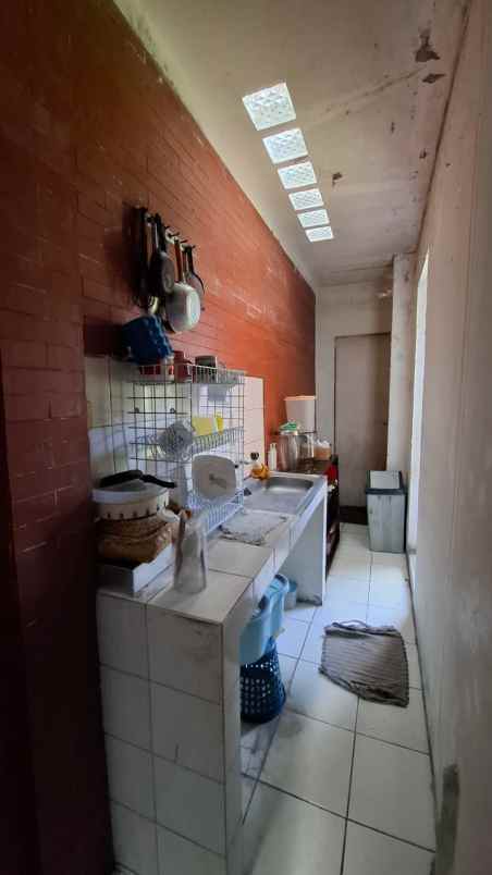 rumah komplek cibabat 2 menit pemkot cimahi taman luas