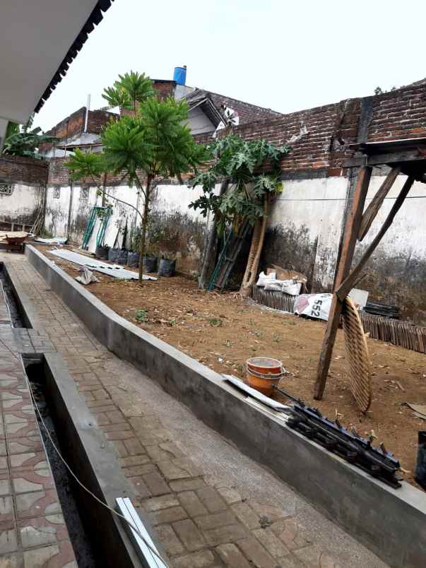 rumah konsep modern dekat pasar induk gadang
