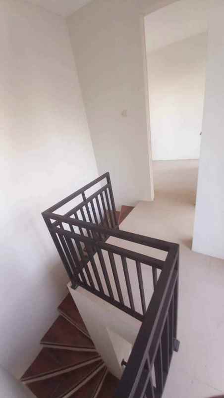 rumah lokasi perumahan tirtojoyo merjosari