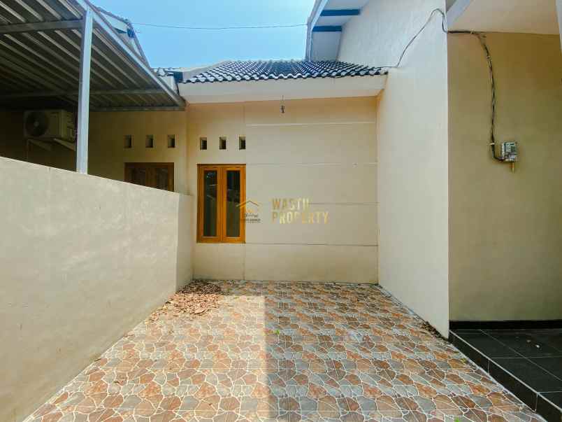 rumah luas 3 kamar dekat sd kanisius kalasan sleman