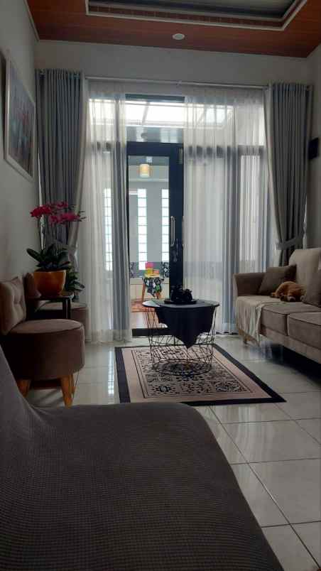 rumah luas besar pasirluhur padasuka bandung