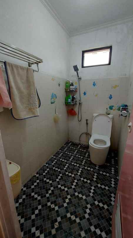 rumah luas besar pasirluhur padasuka bandung