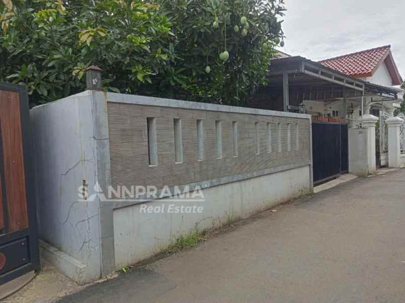 rumah luas kukusan dekat ui dan tol kukusan rhl
