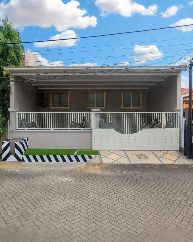 rumah manyar kertoadi new minimalis