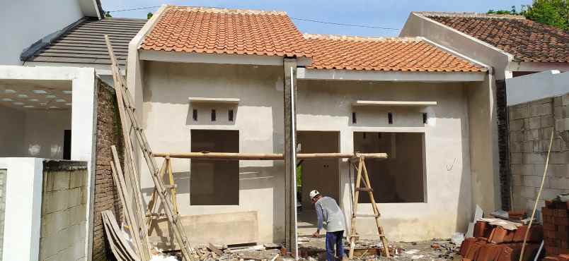 rumah mertoyudan 10 menit sma taruna