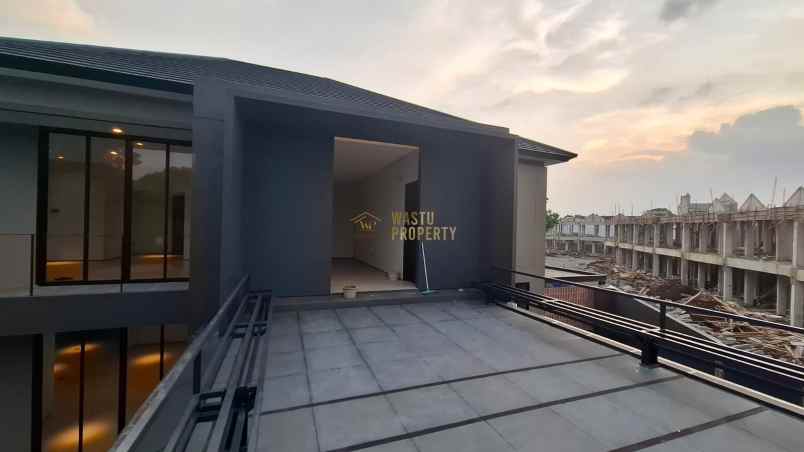 rumah mewah arsitektur cantik di fortunia residence