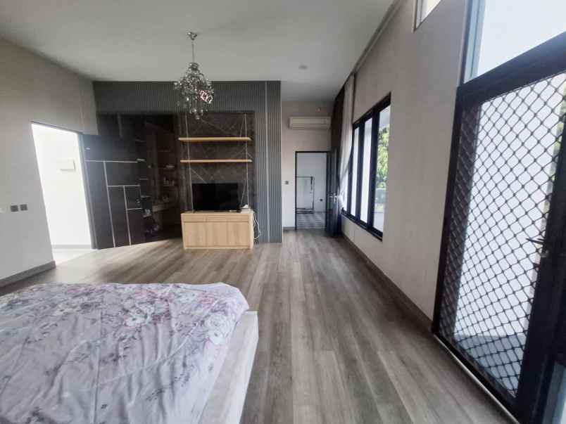 rumah mewah dijual legenda wisata cluster napoleon