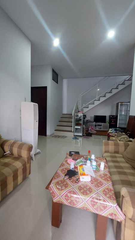 rumah mewah murah bu 2 lantai di depok