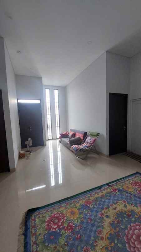 rumah mewah murah bu 2 lantai di depok