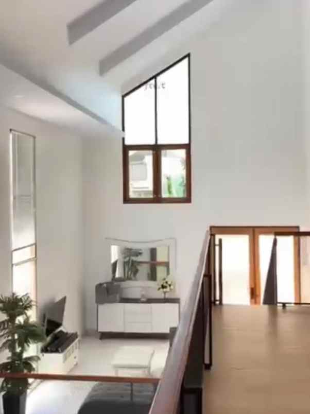 rumah mewah pekan baru