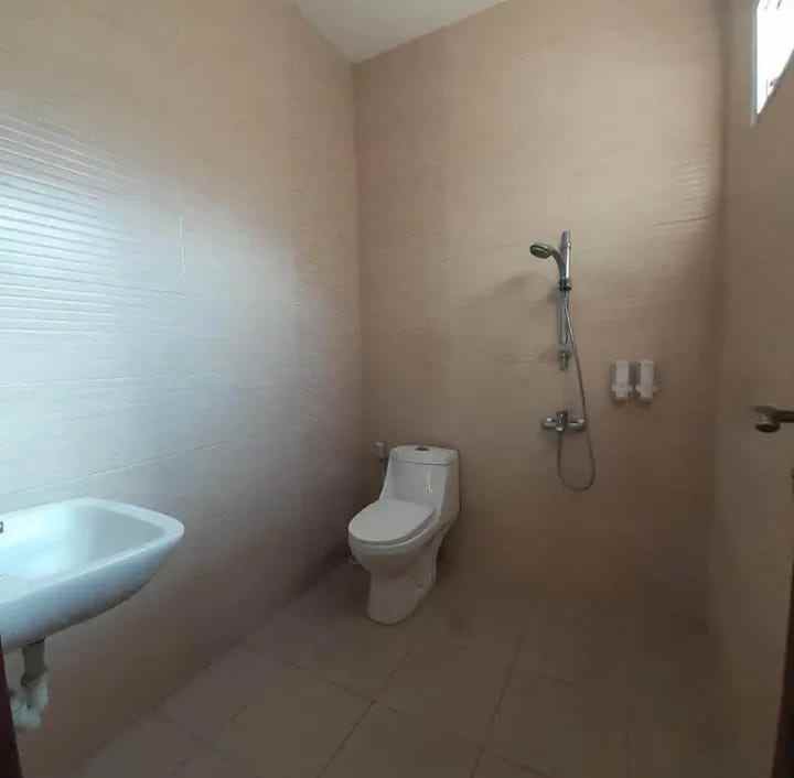 rumah mewah siap huni lokasi di suhat