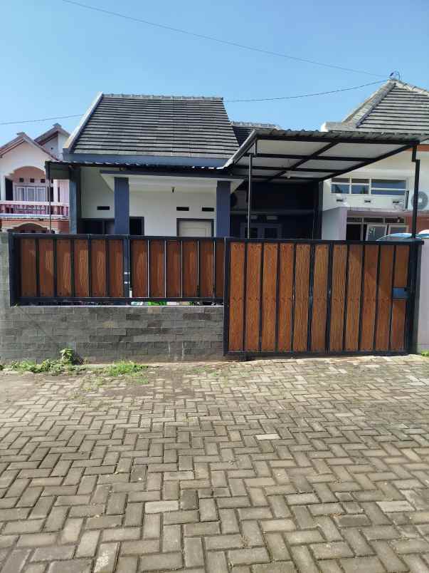 rumah minimalis rumah murah malang rumah