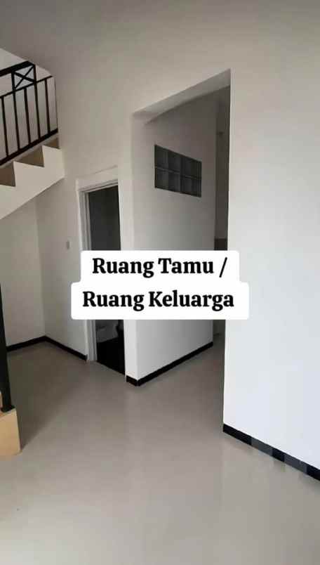 rumah modern 2 lantai lokasi dekat exit tol malang