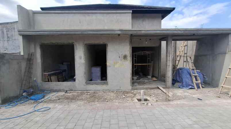 rumah modern dalam cluster dekat rsiy pdhi