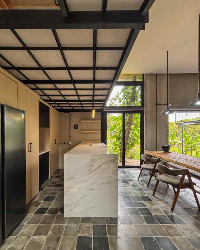 rumah modern industrial design di veteran bintaro