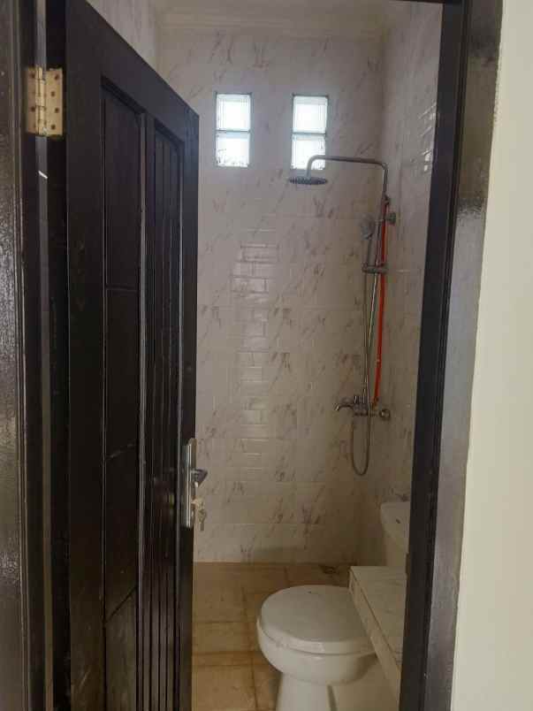 rumah murah bintara akes mobil shm