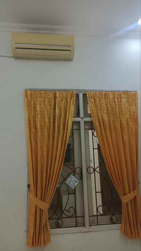 rumah ploso timur strategis listrik 2200w