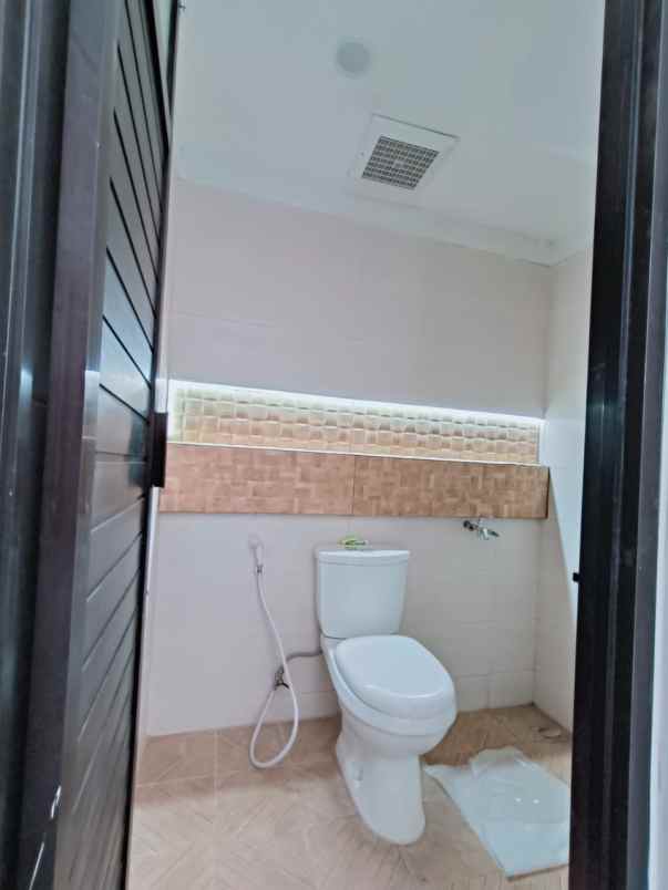 rumah siap huni 690 juta an di pandanwangi