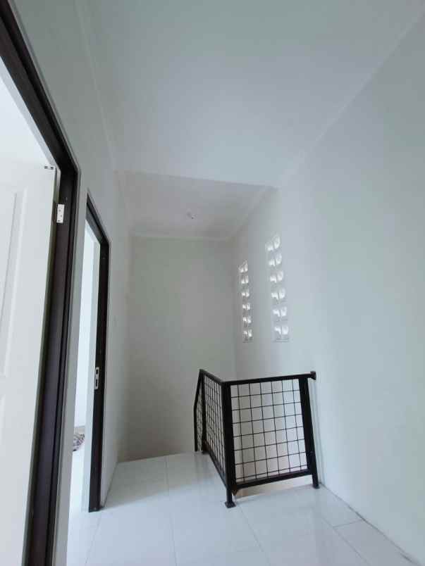 rumah siap huni 690 juta an di pandanwangi