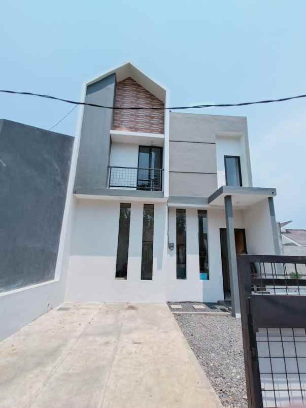 rumah siap huni 690 juta an di pandanwangi