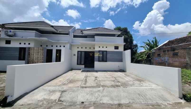 rumah siap huni dekat pasar seni gabusan