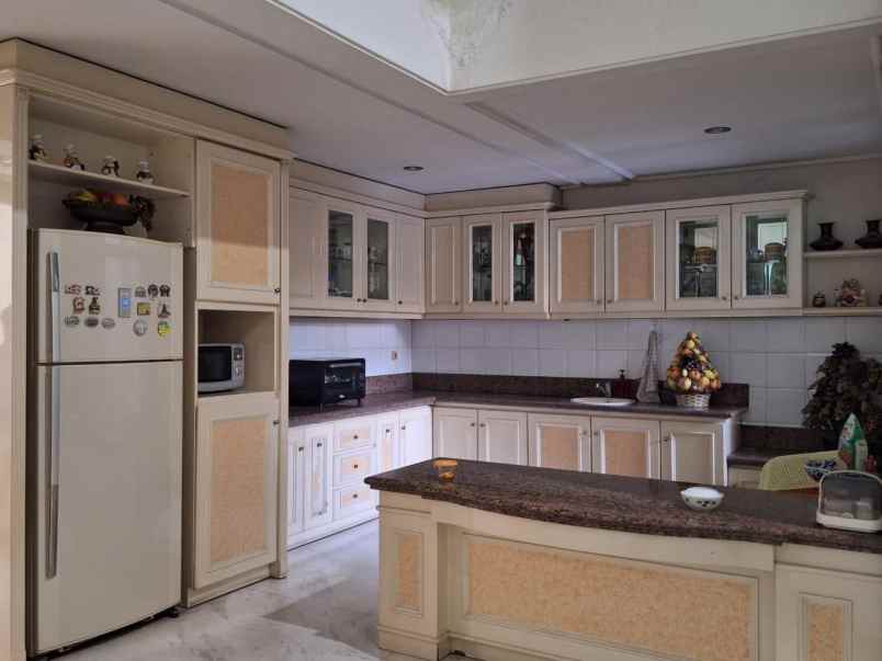 rumah siap huni full furnish bintang di ponggoh