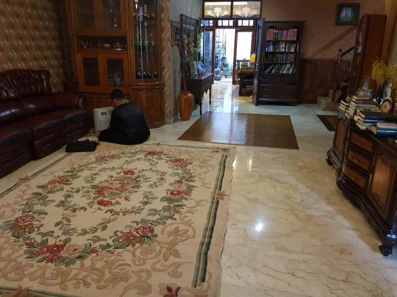 rumah simprug kebayoran lama