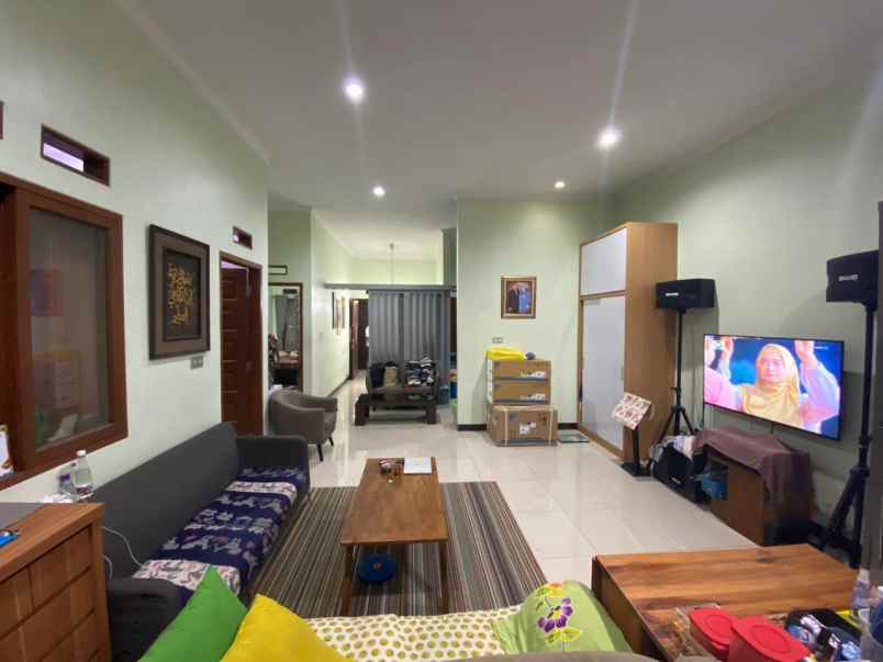 rumah taman cibaduyut indah