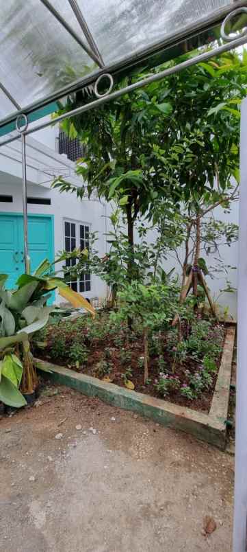 rumah tinggal masih bagus dengan private swimming pool